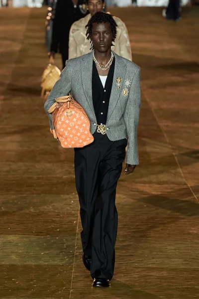 Look 71